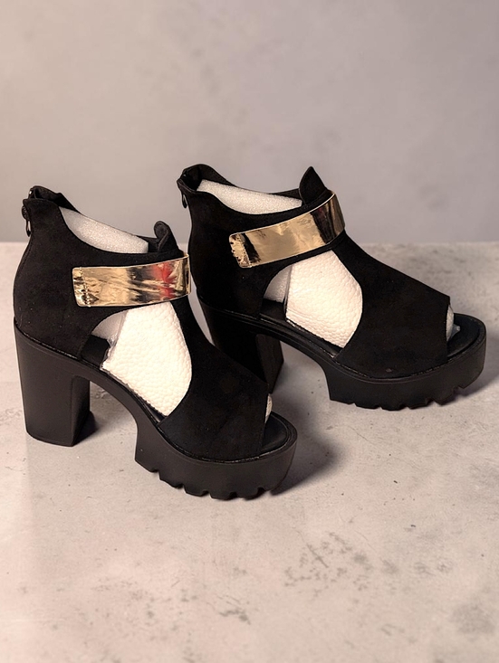 Shoes - Black Platform Peep-Toe Heels with Gold Strappy Accent Women's Size 9